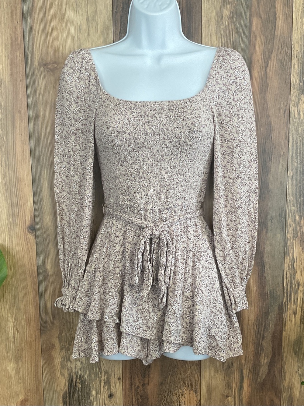 Altar'd State Floral Smocked Square-Neck Long Sleeve Romper S 216B